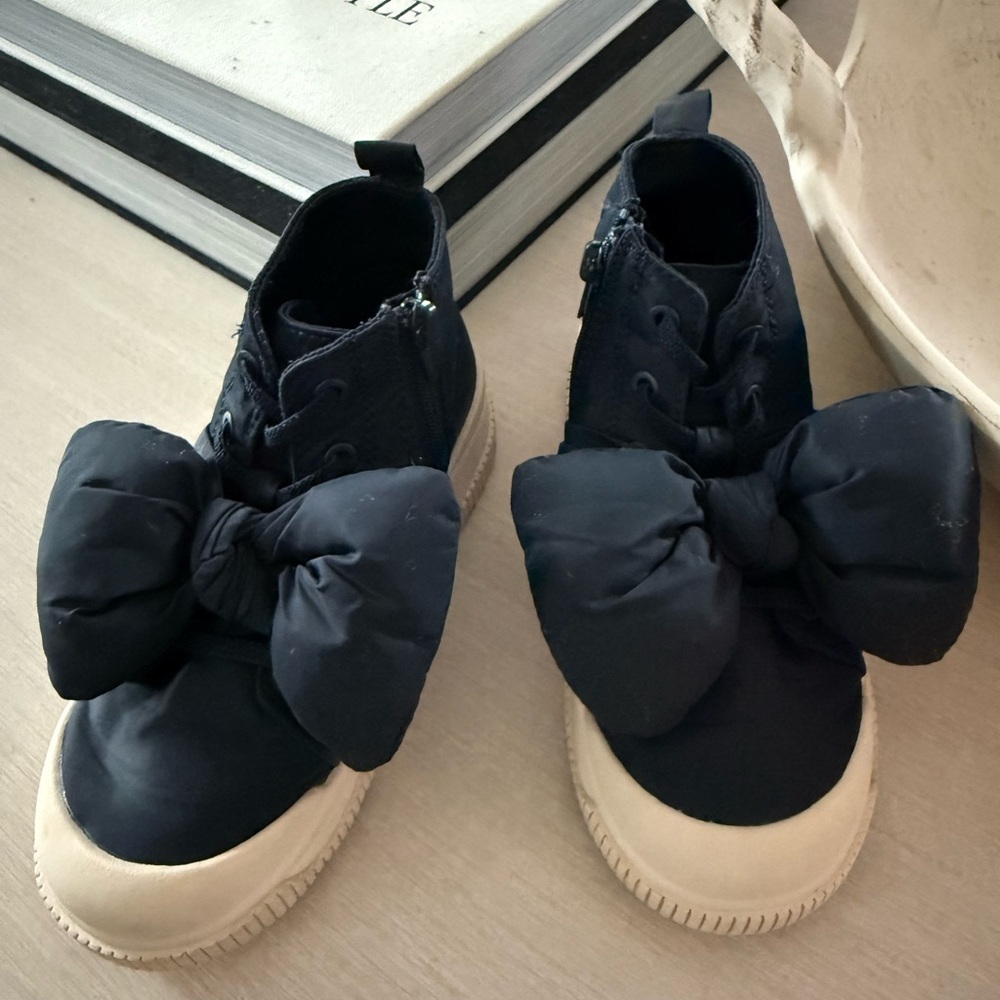 ZARA Kids Black Bow Sneakers with Cream Soles